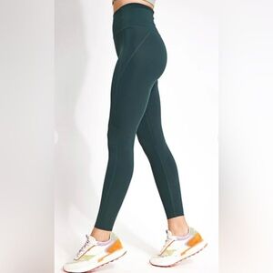 Girlfriend Collective Compressive High Waisted Crop Legging Size S Moss
